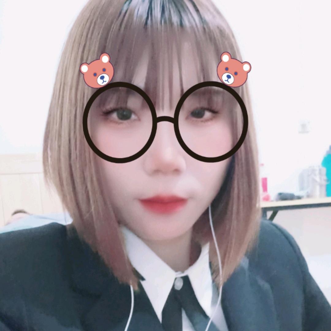 容容