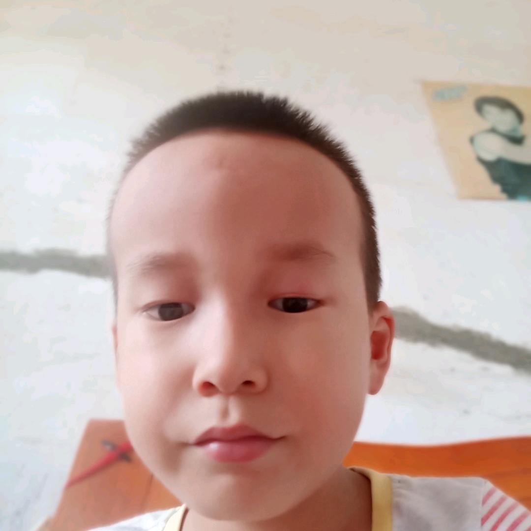 可爱小孩