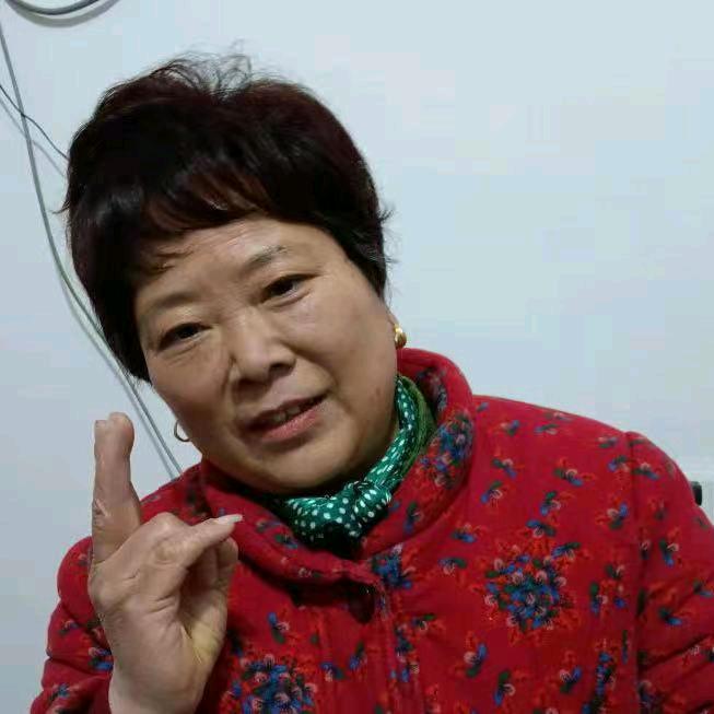 黄山英姐《早上7点48分》首播