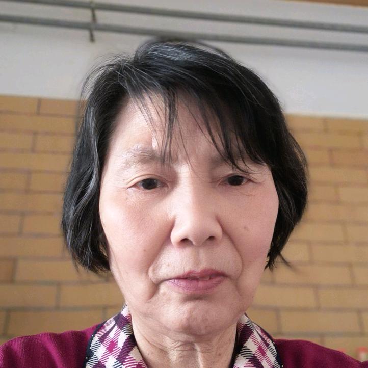 江英