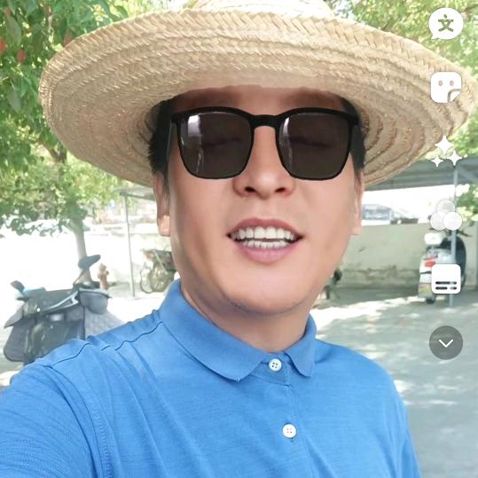 金牌教练何兴旺