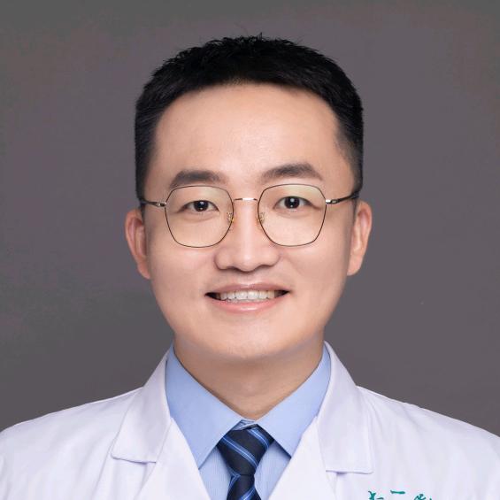 郑大一附院牙齿矫正赵森博士