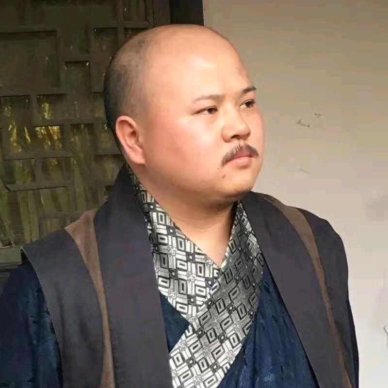 五哥（橱窗产品热卖中）