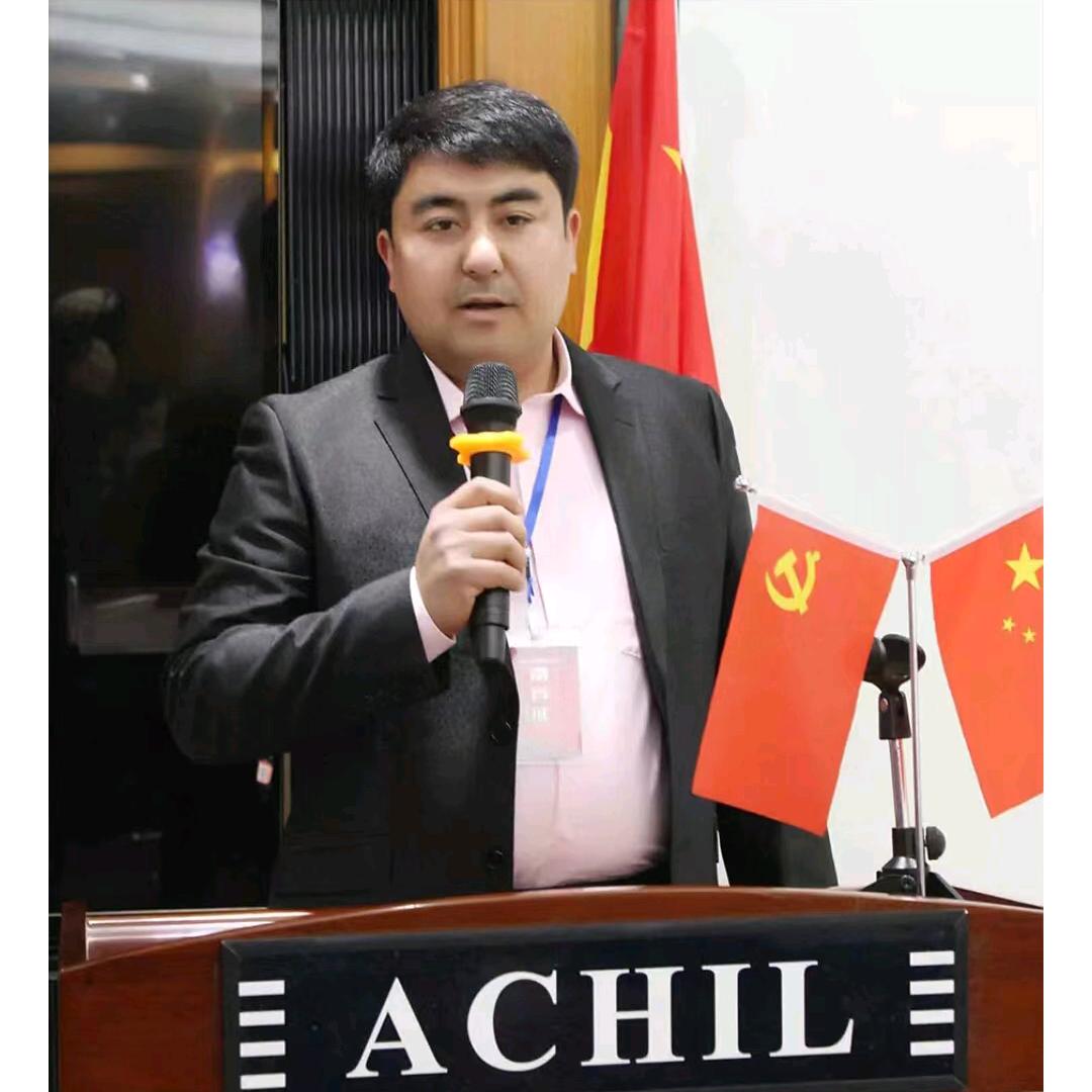 努尔TAXi