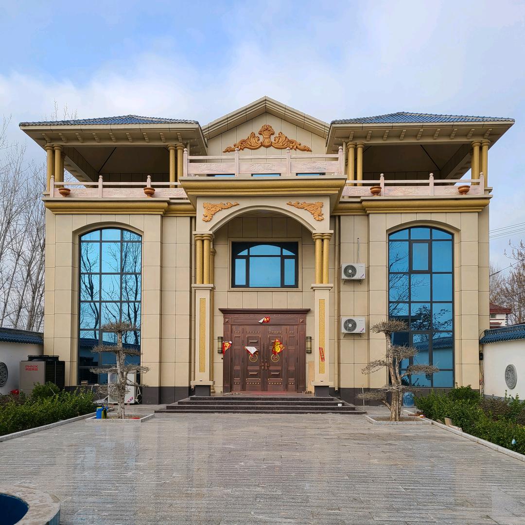 中兴建工  陶瓷保温一体板