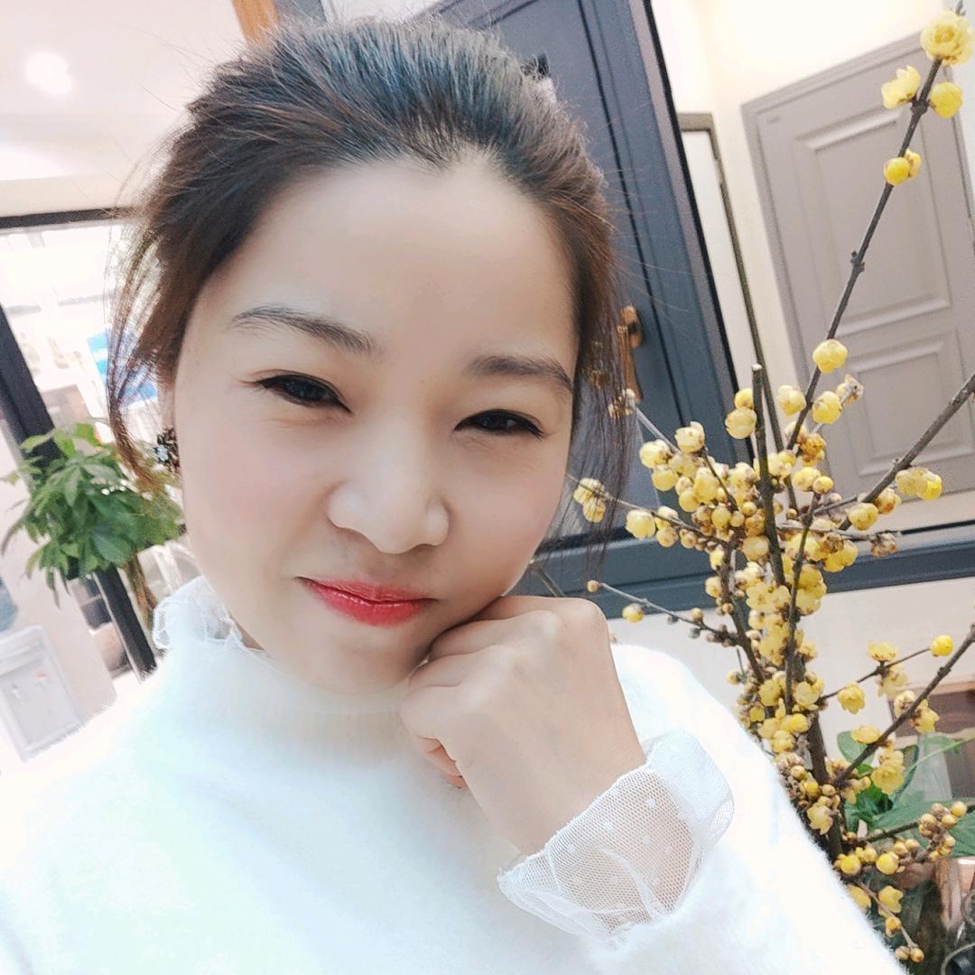 匠格仕门窗梁艳春