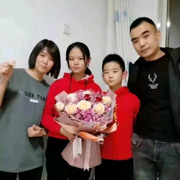 恩爱小夫妻