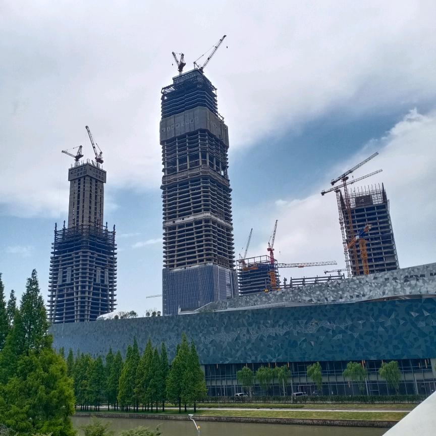 拼搏的路上……