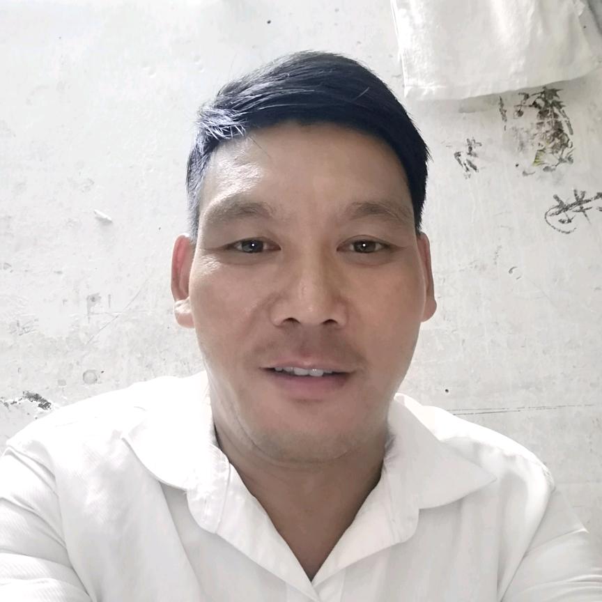 风海广告高空安装，液晶管装字