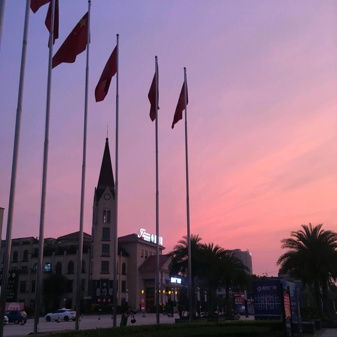 青山脚下三少爷