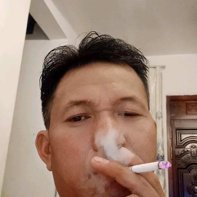 吞云吐雾