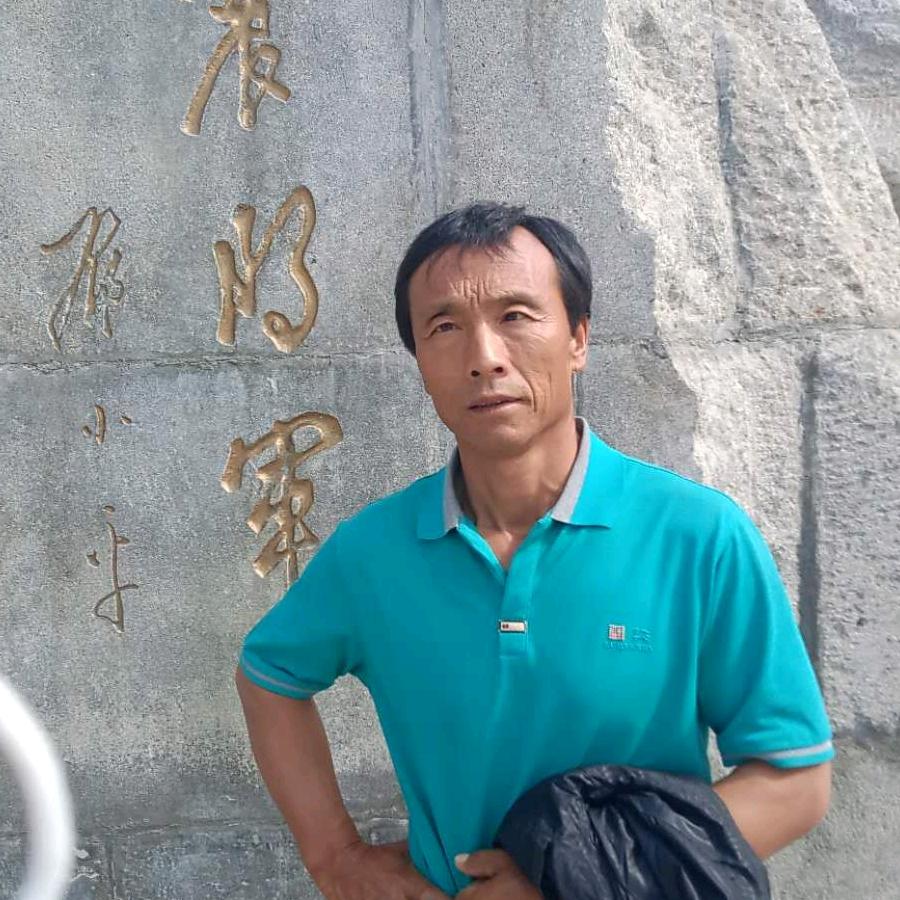 再回首