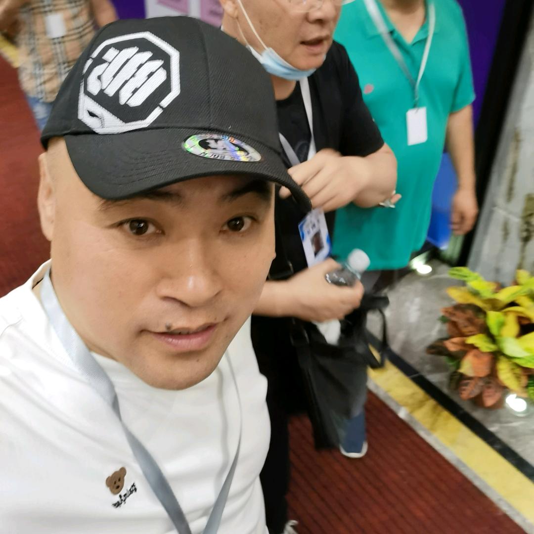 倪哥-涟水主流行鞋店