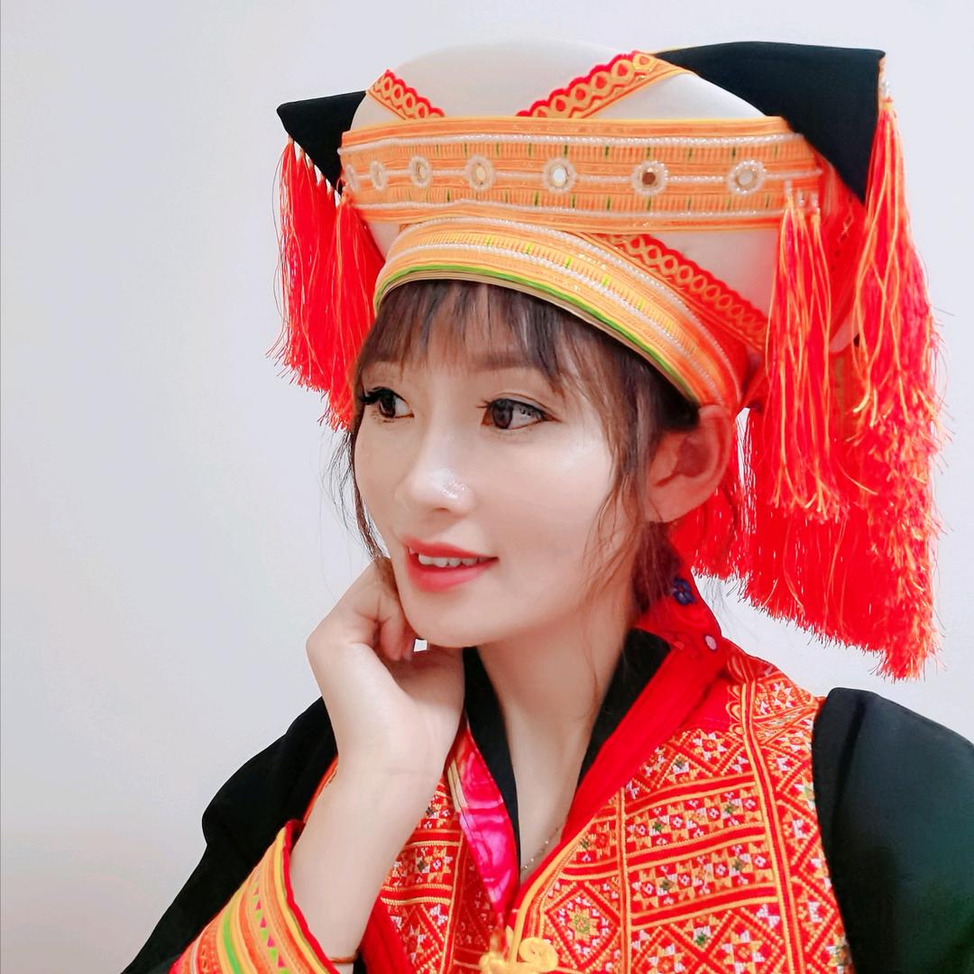 瑶妹  盘子