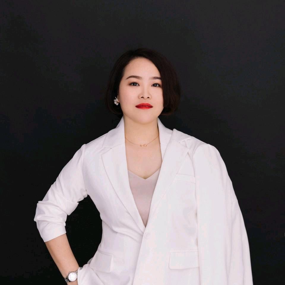花湖彩虹树园长妈妈