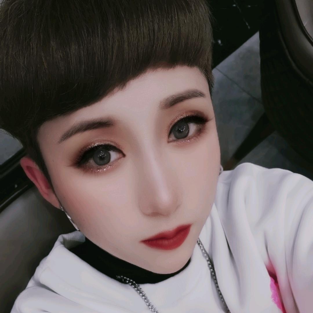 乌蒙丽影