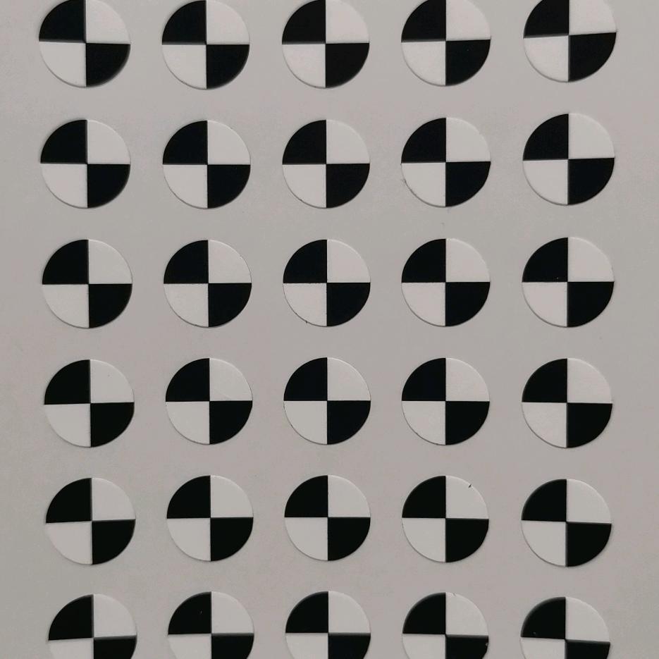 壹一-_-