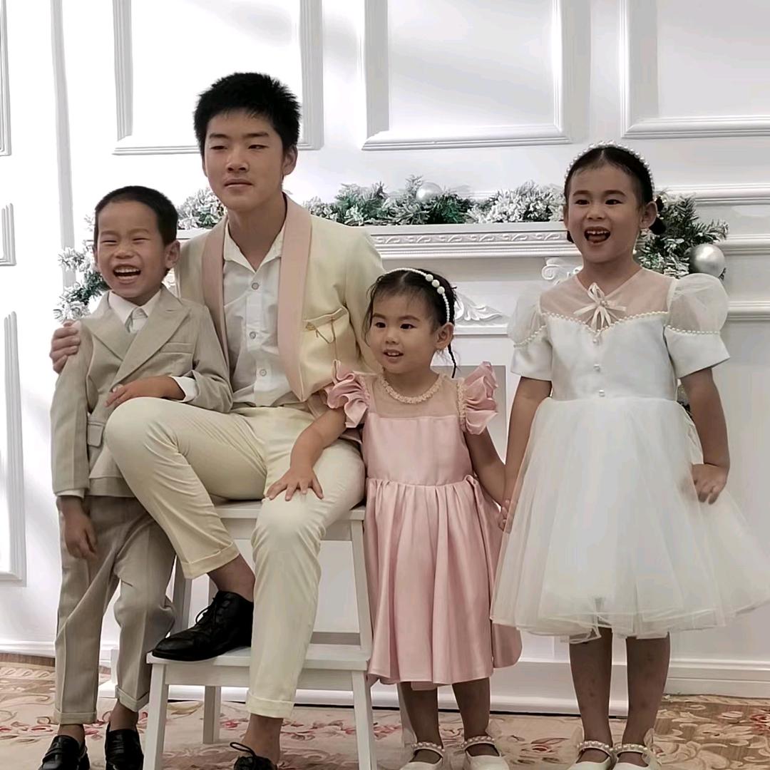 孝感抹灰人