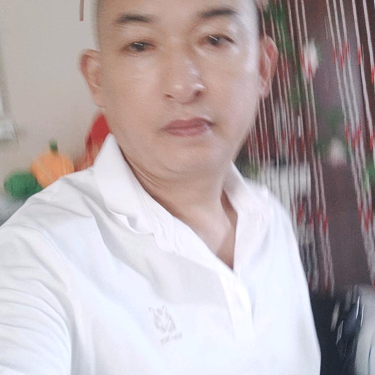 翺翔自我天空