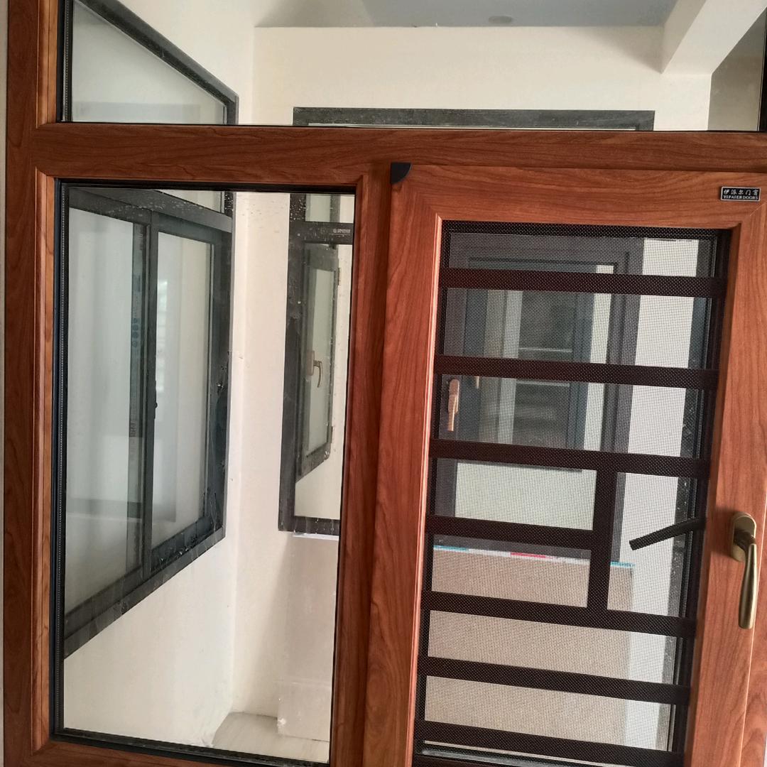 浠水纱窗纱门批发