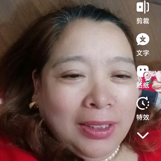 黄琼