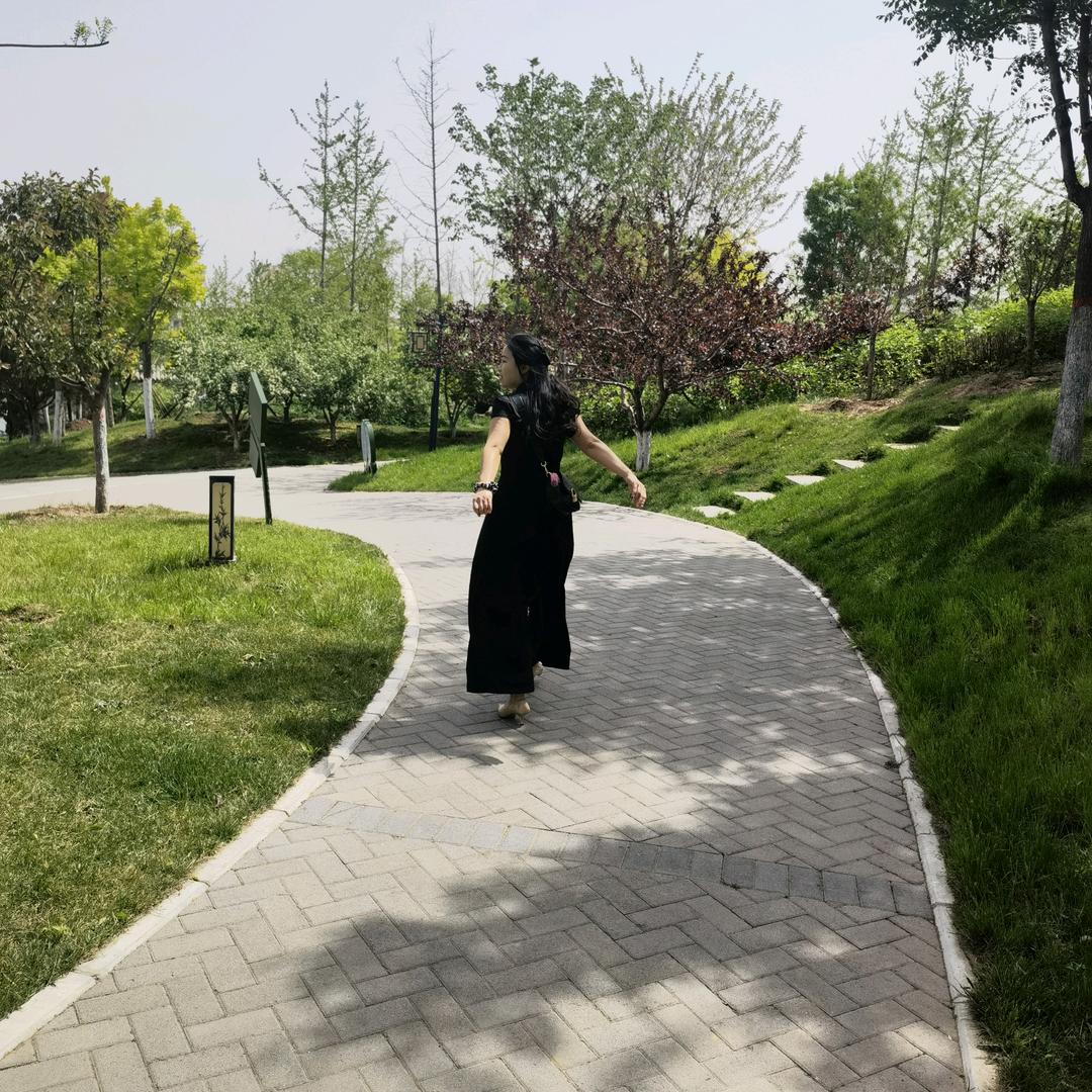 捌玖不离拾🌲☘️🌹