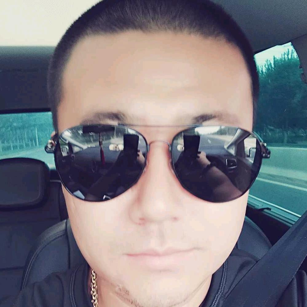 胖子爱撸串儿