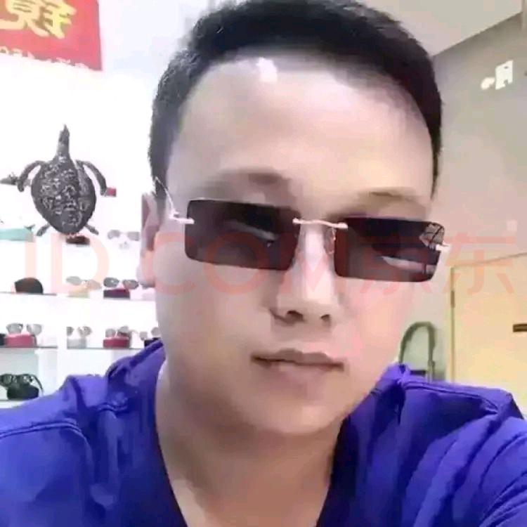 ╭(╯清风ε╰)╮