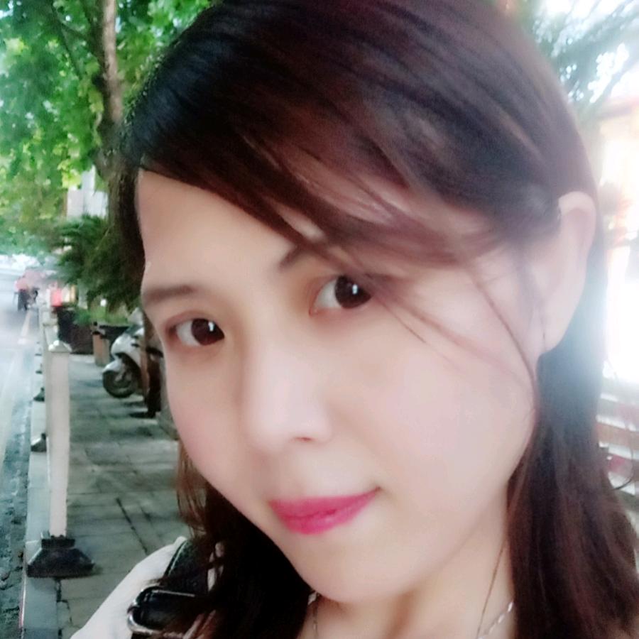 玉玉的微笑