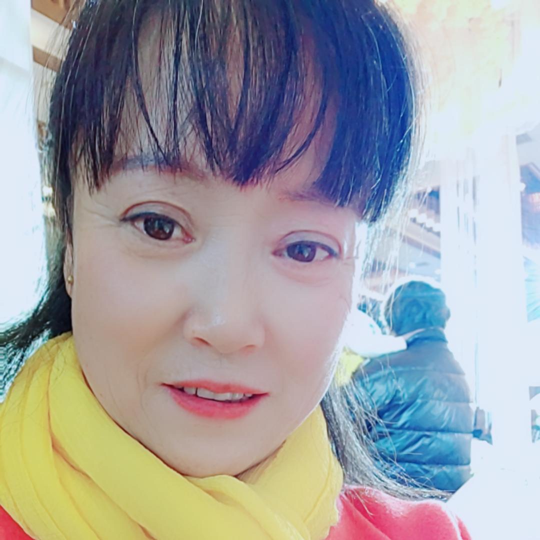 新工艺纸花部。