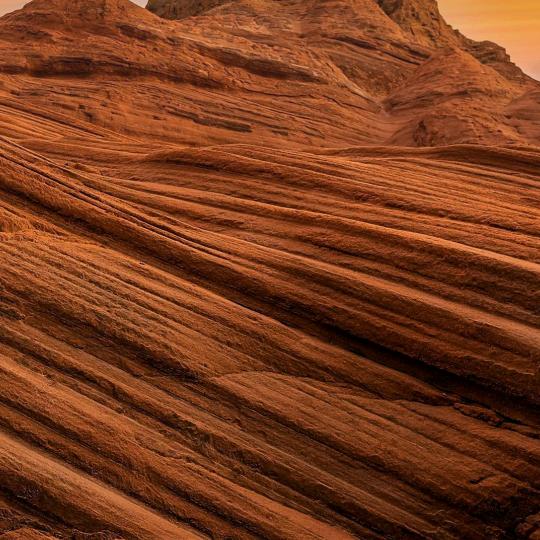 八佰标兵奔北坡