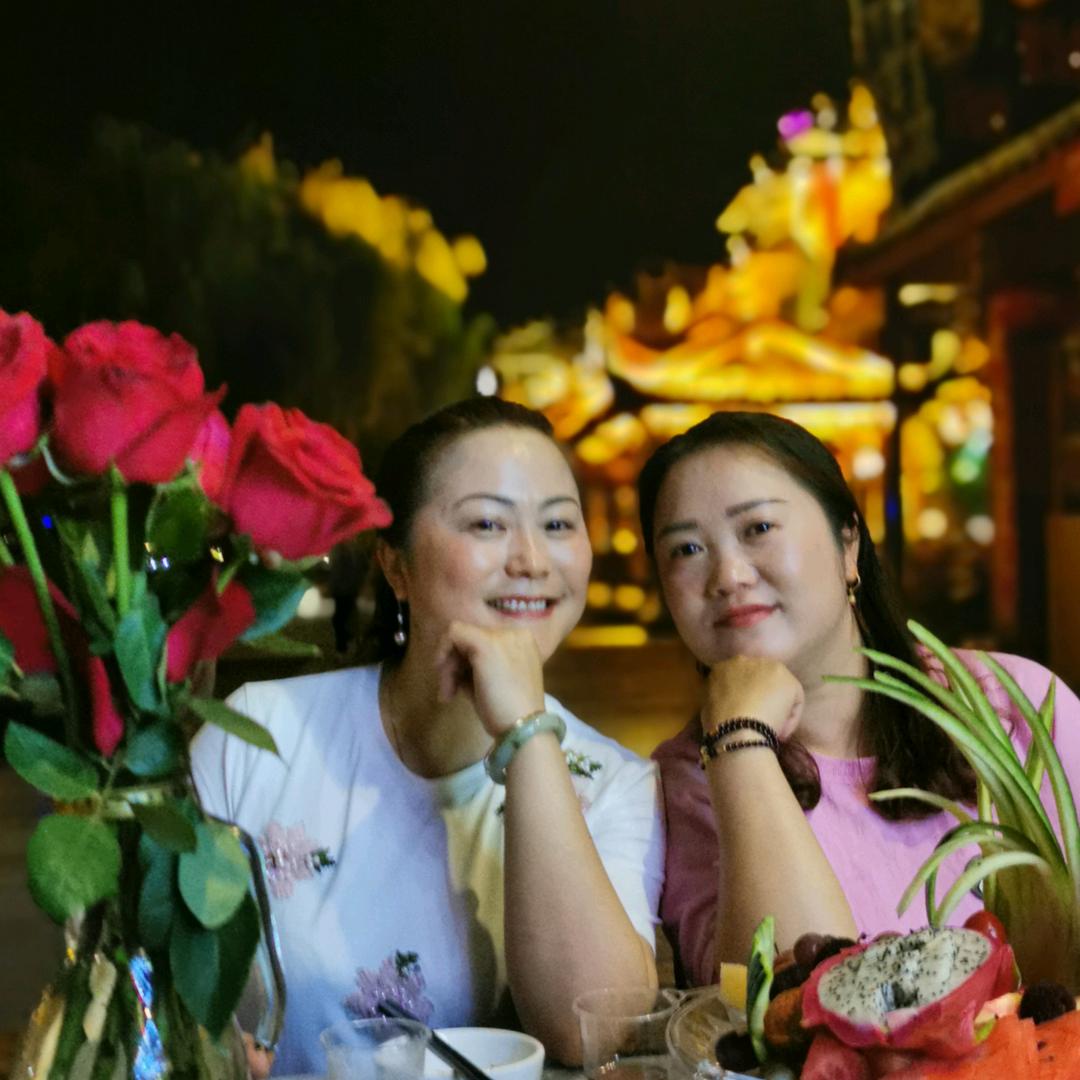 贵州镇远醉😊忆苗侗河景餐厅