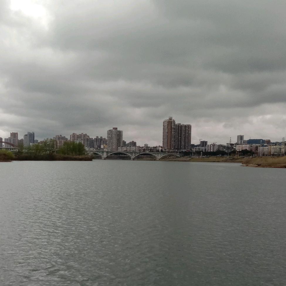 @时光划破青春…