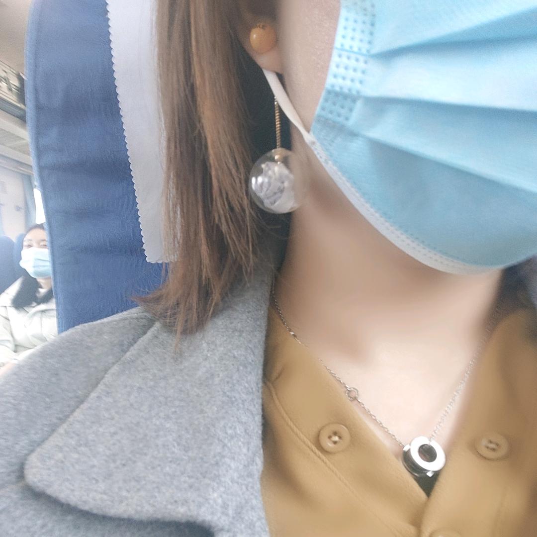 默