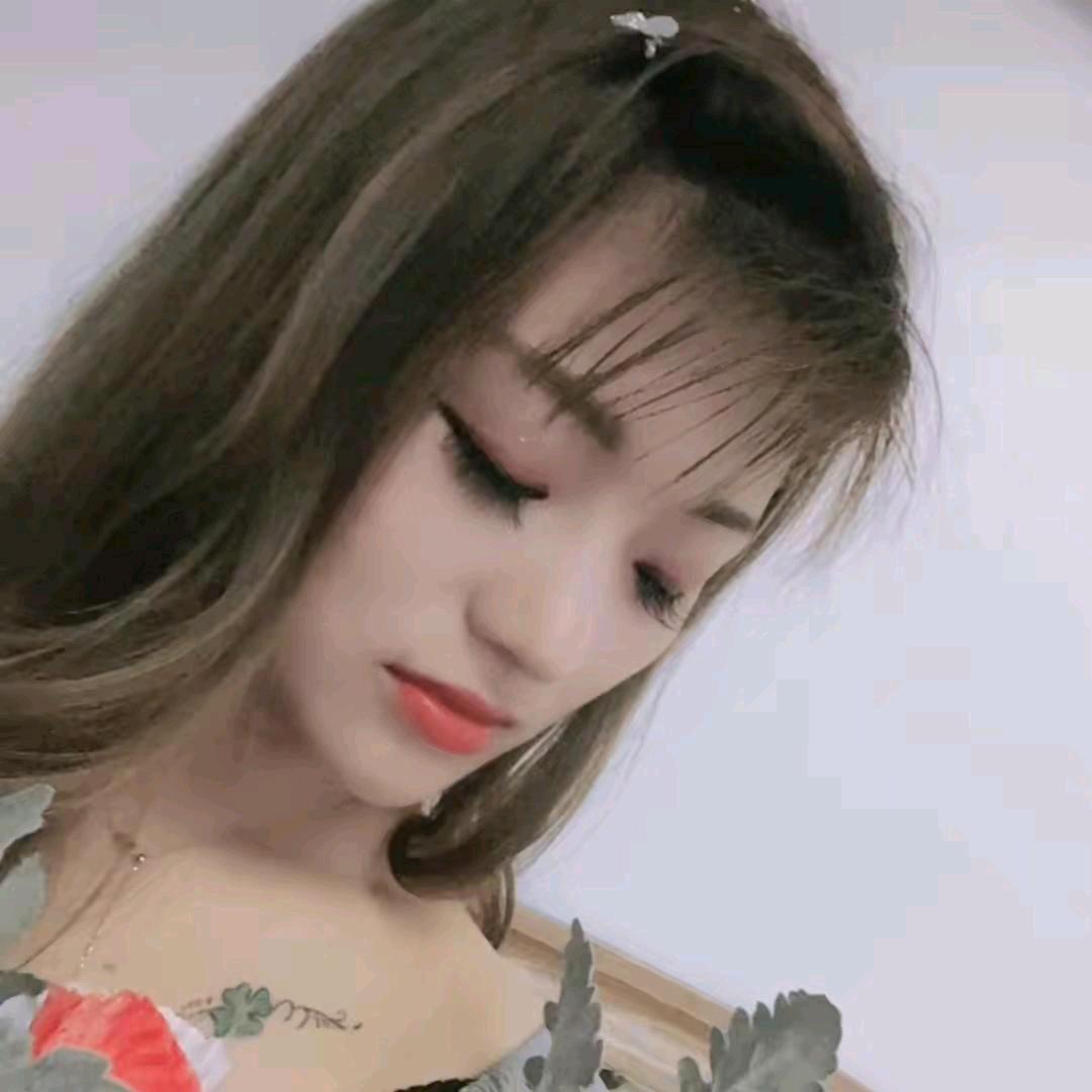 /月亮不睡我不睡，有一种思念叫做永远。‘