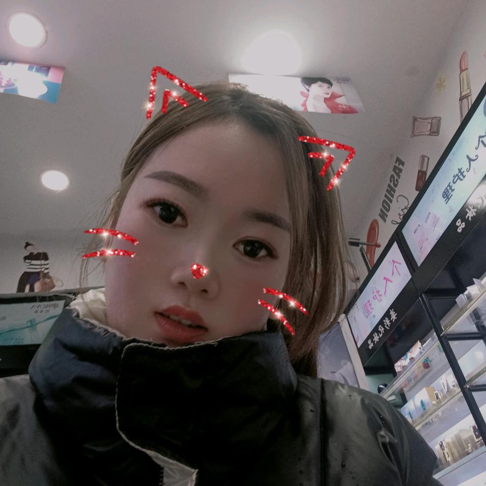 ପ( ˘ᵕ˘ ) ੭ ☆玲