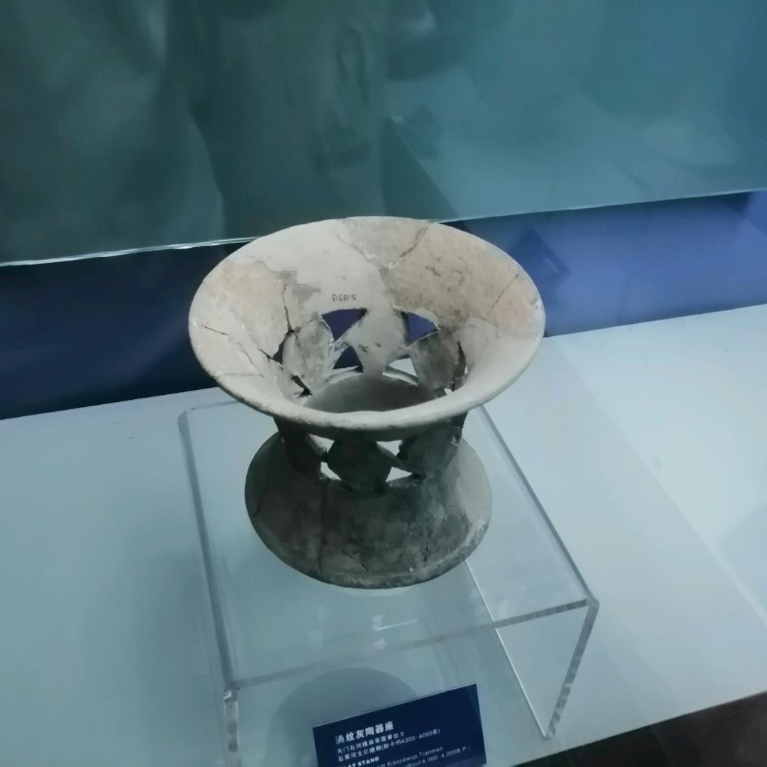 尽在无言中