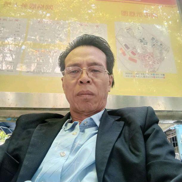 童必伦