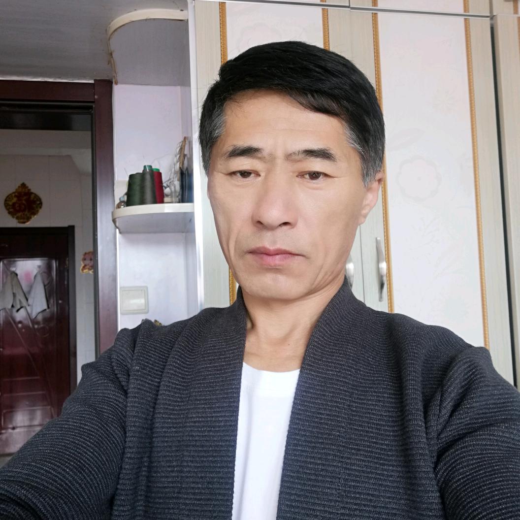 蓝天,大地,二哥