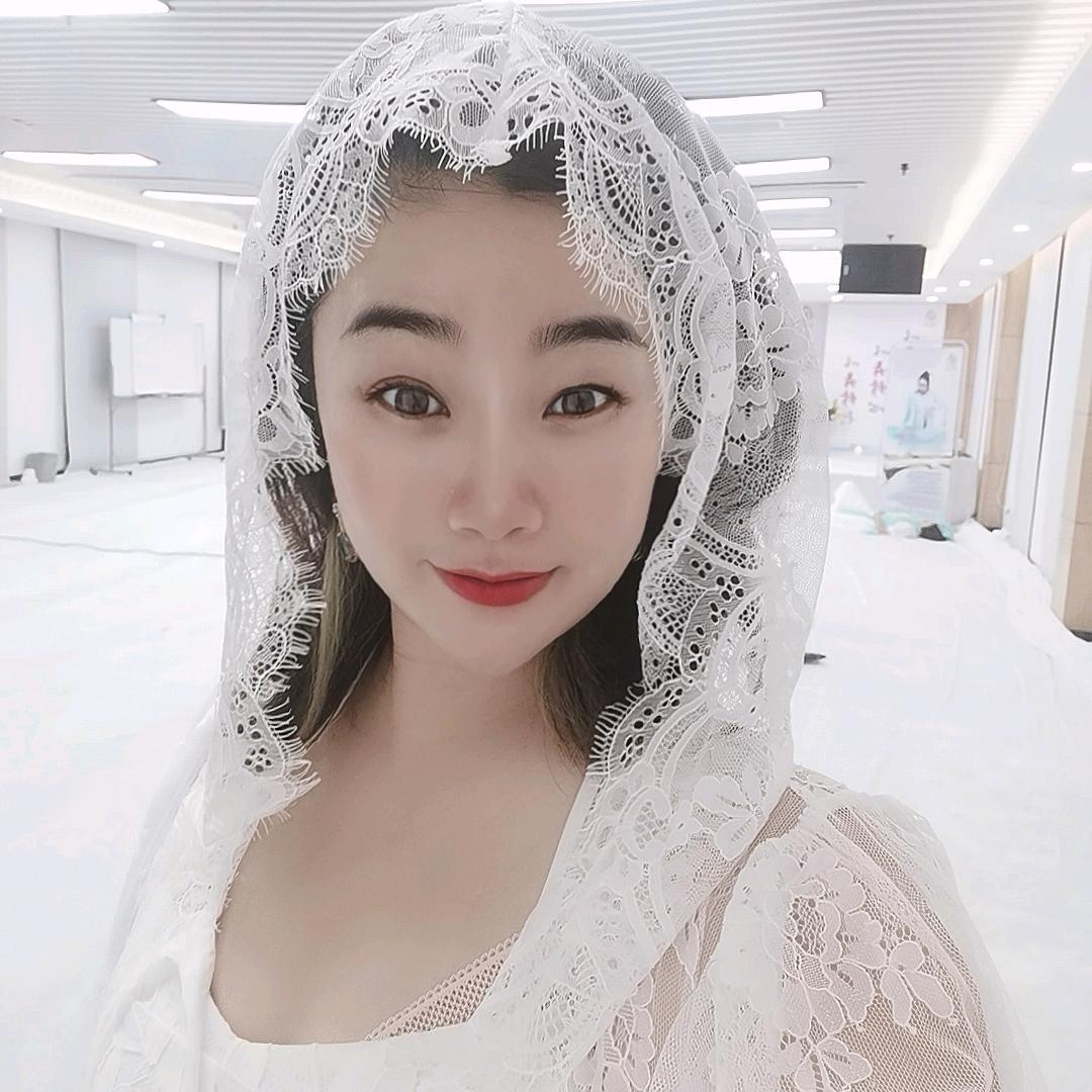 泊士