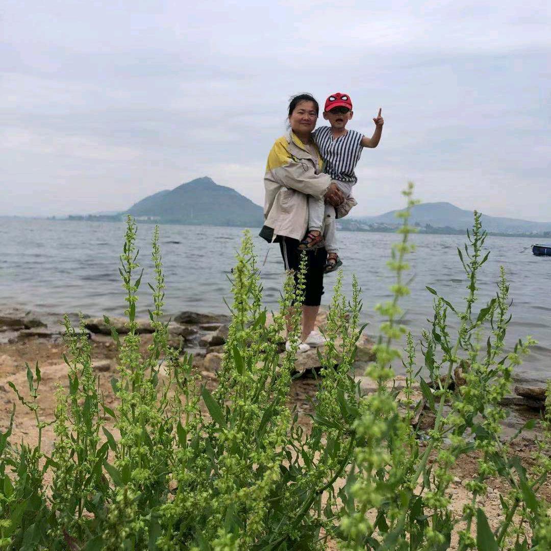 幸福的一家人