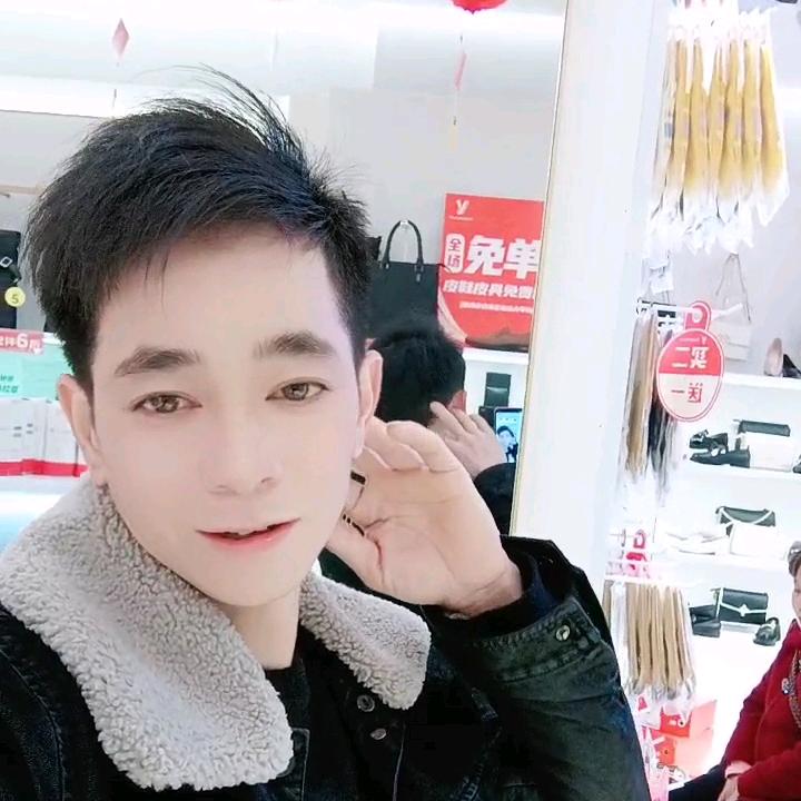 小表哥👉