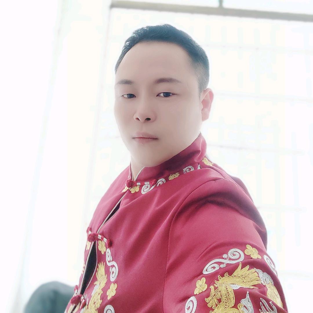 涟源涟城宴厨师长练哥