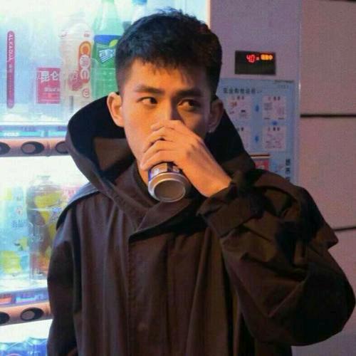 唐三小哥哥～幼儿园扛把子