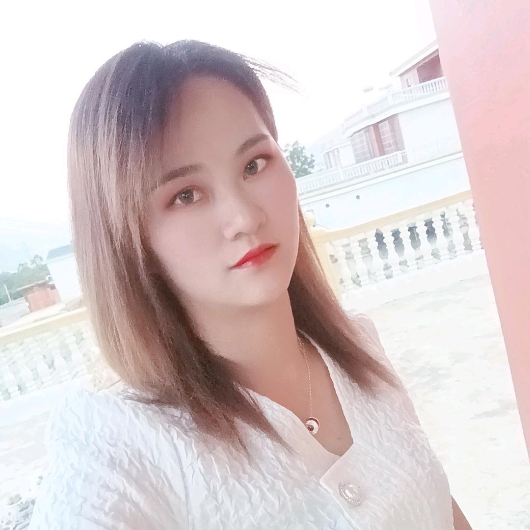 女人为谁妆