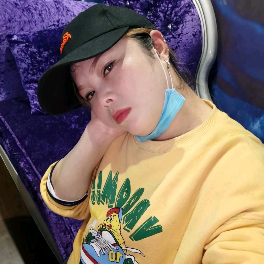 再见也只是陌生人