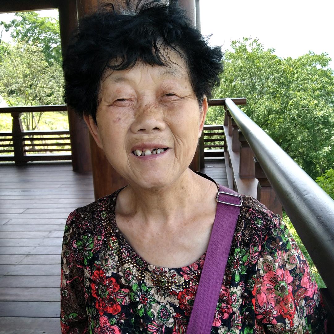 支保勤女＇1943lo27生支保勤