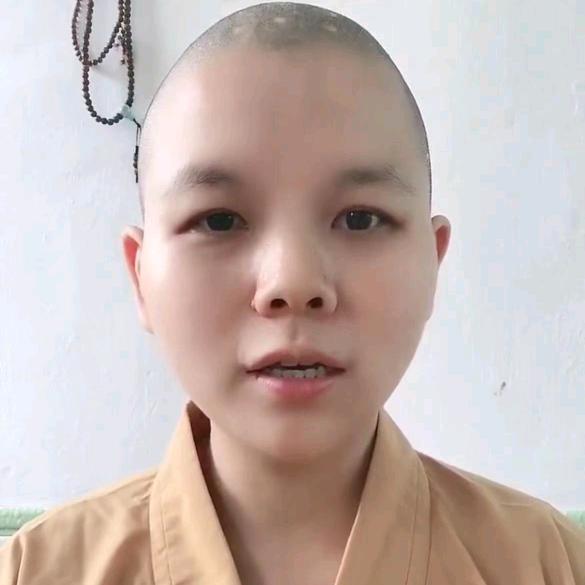 照慧法师。（广结善缘）