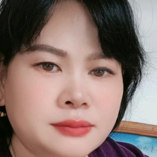 红牡丹。