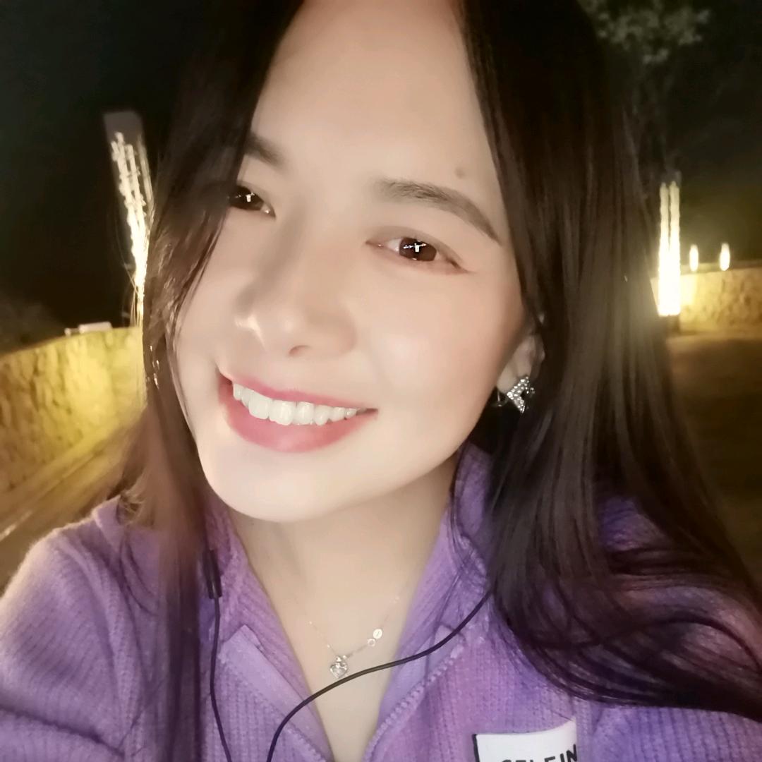 雪地里的梅花